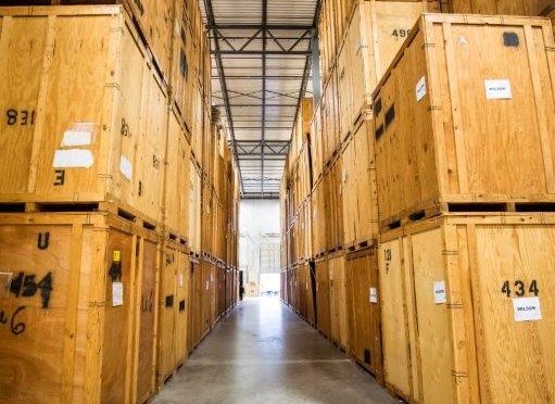Greek Moving and Storage Facilities