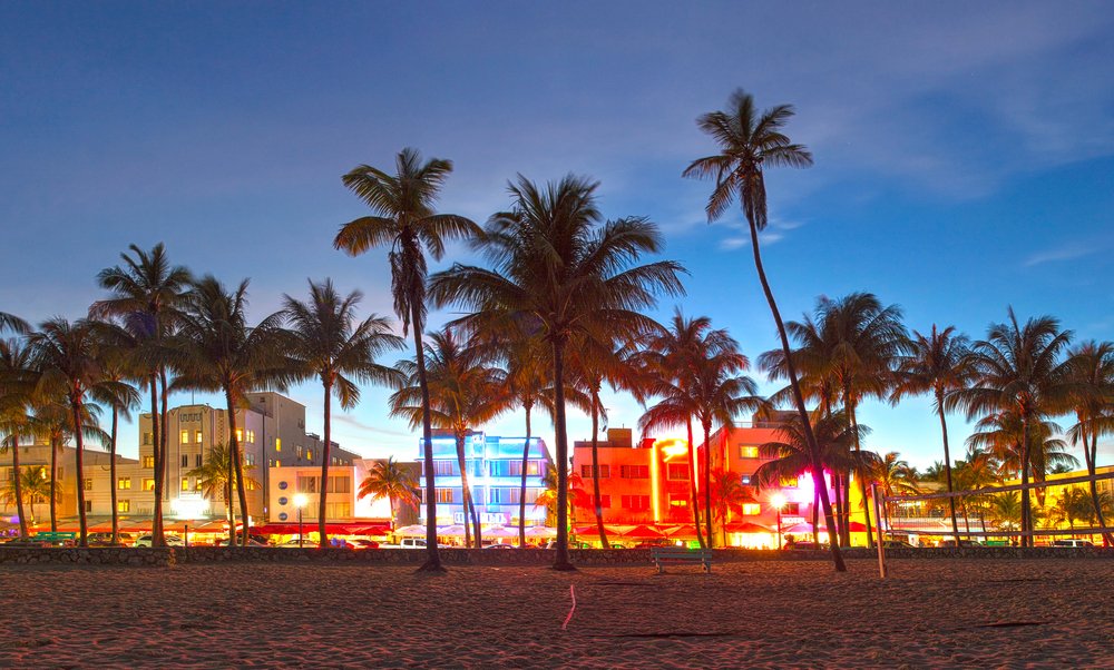La noche de Ocean Drive en Miami Beach