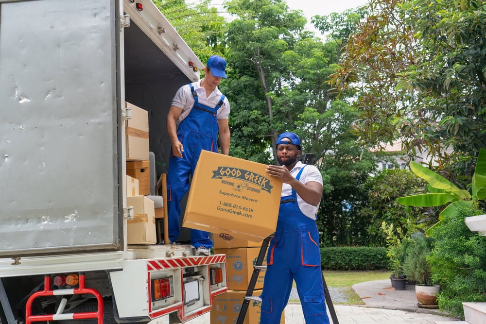 Local Orlando moving company.